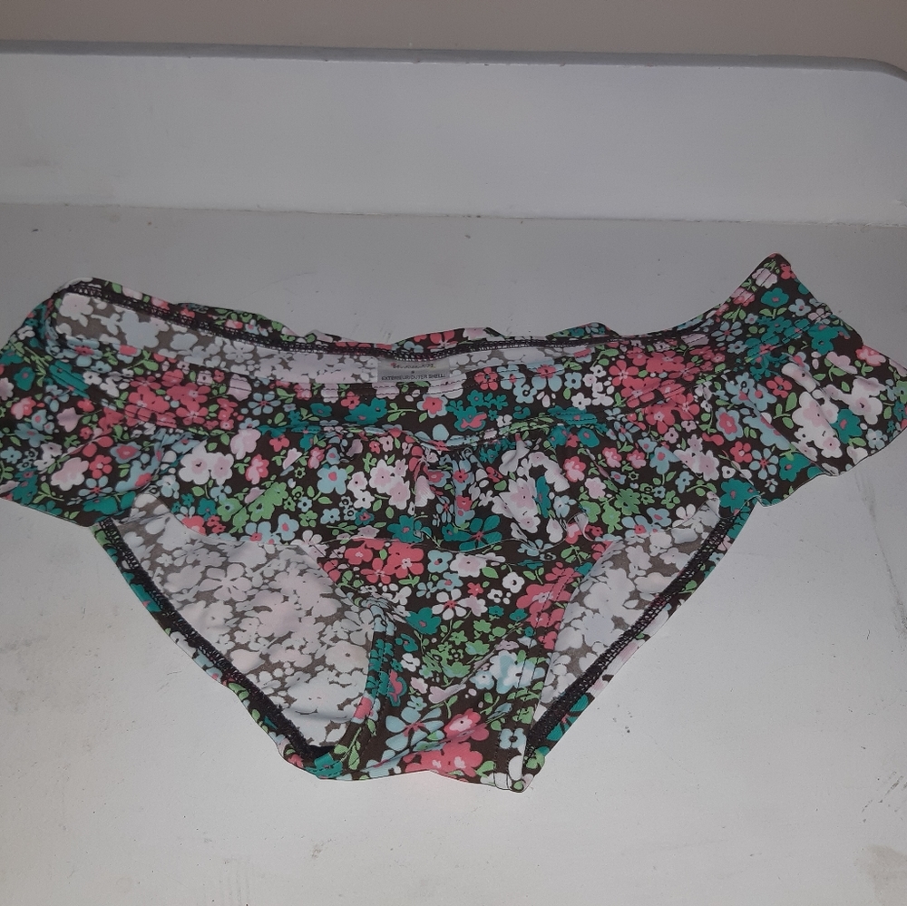 M&CO women's bikini bottom Size 9
